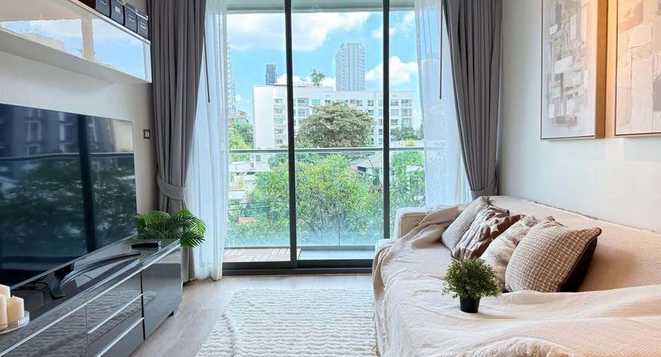 For rent 1 bed condo in Watthana, Bangkok
