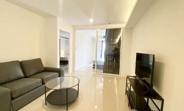 Condo en alquiler de 3 habitaciones en Khlong Toei, Bangkok