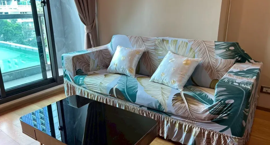 For rent 1 bed condo in Sathon, Bangkok