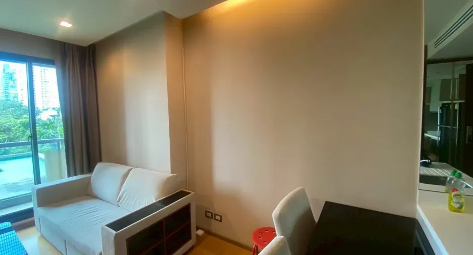 For rent 1 bed condo in Sathon, Bangkok