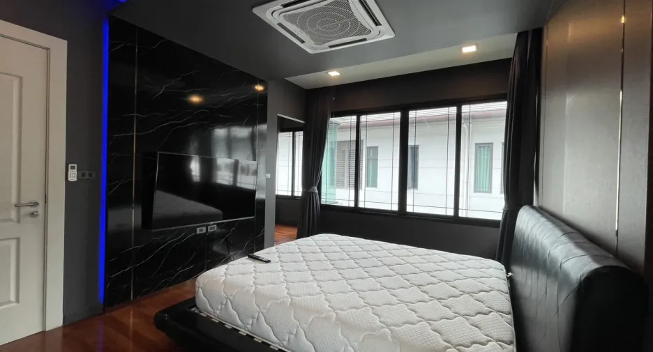 ให้เช่า 4 ห้องนอน บ้านเดี่ยว ใน บางบอน, กรุงเทพฯ