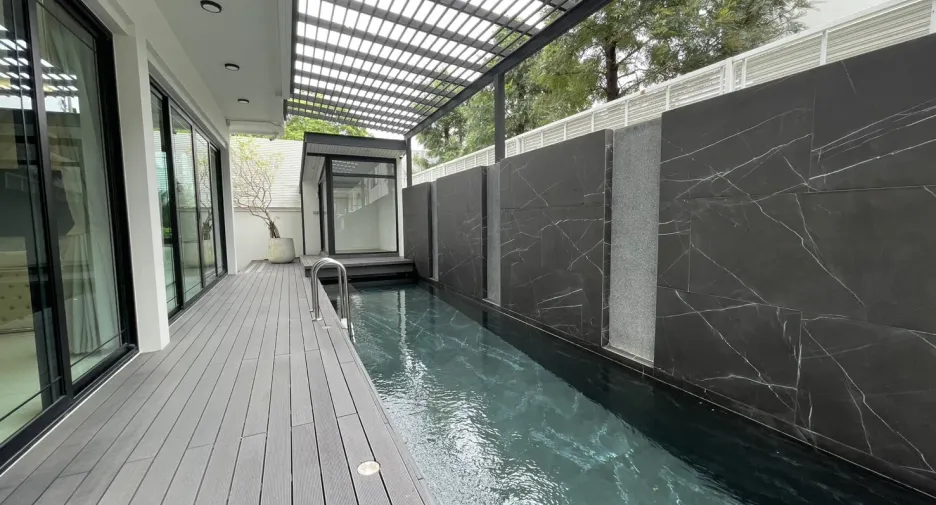 ให้เช่า 4 ห้องนอน บ้านเดี่ยว ใน บางบอน, กรุงเทพฯ