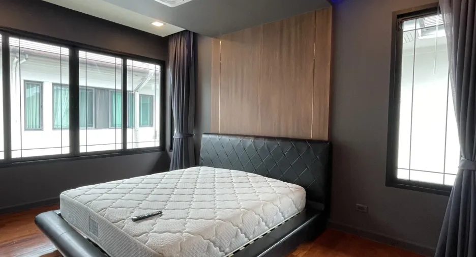 ให้เช่า 4 ห้องนอน บ้านเดี่ยว ใน บางบอน, กรุงเทพฯ