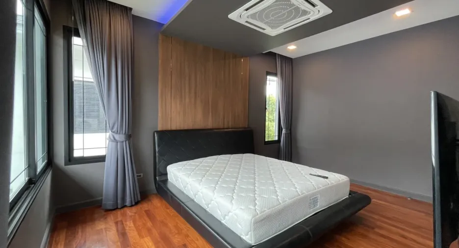 ให้เช่า 4 ห้องนอน บ้านเดี่ยว ใน บางบอน, กรุงเทพฯ