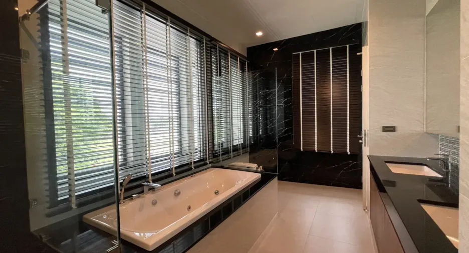 ให้เช่า 4 ห้องนอน บ้านเดี่ยว ใน บางบอน, กรุงเทพฯ