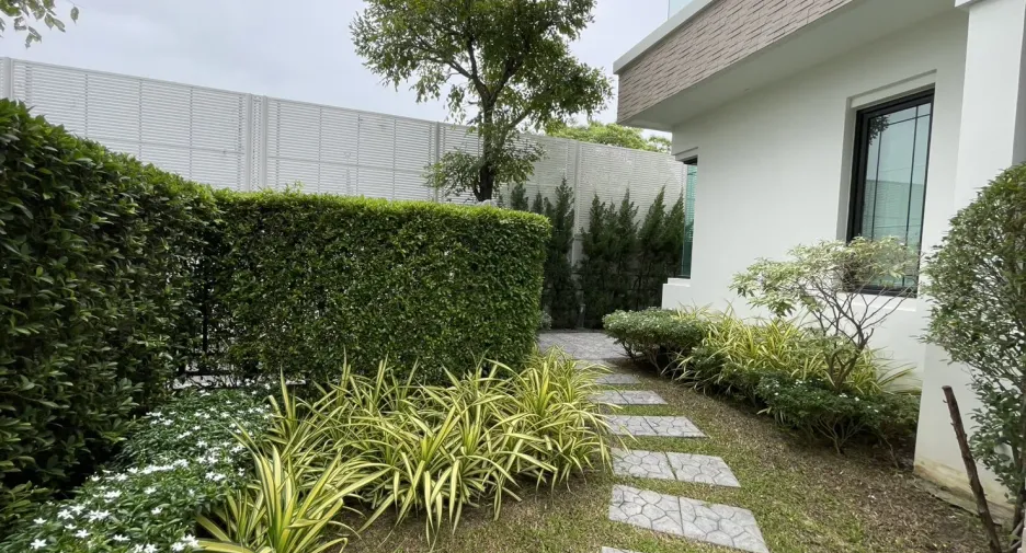 ให้เช่า 4 ห้องนอน บ้านเดี่ยว ใน บางบอน, กรุงเทพฯ