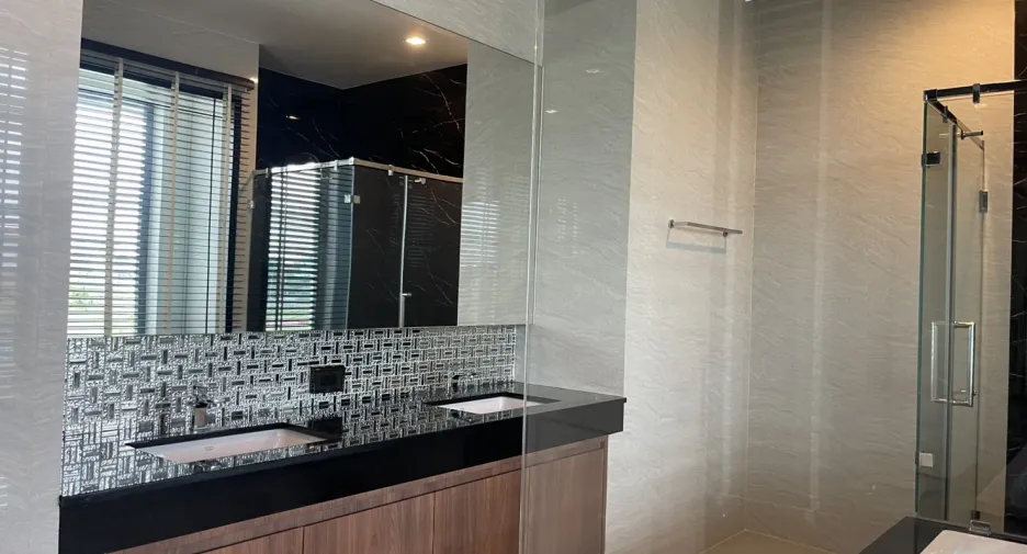 ให้เช่า 4 ห้องนอน บ้านเดี่ยว ใน บางบอน, กรุงเทพฯ
