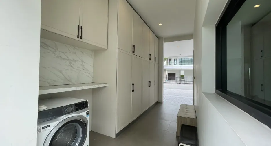 ให้เช่า 4 ห้องนอน บ้านเดี่ยว ใน บางบอน, กรุงเทพฯ