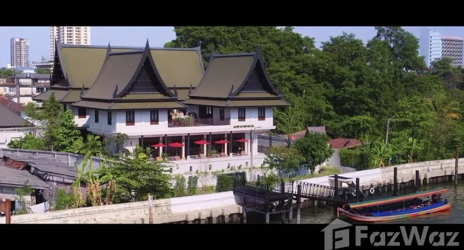 For rent 4 bedrooms villa in Bangkok Noi, Bangkok