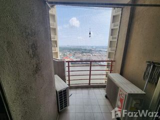 For rent 2 bedrooms condo in Yan Nawa, Bangkok