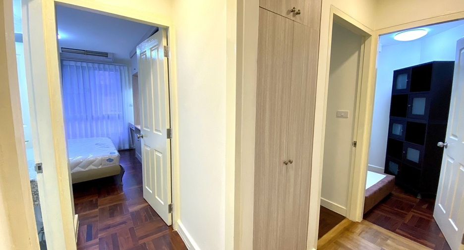 Condo en alquiler de 3 habitaciones en Yan Nawa, Bangkok
