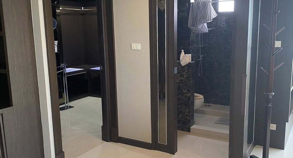 For rent 1 bed condo in Yan Nawa, Bangkok