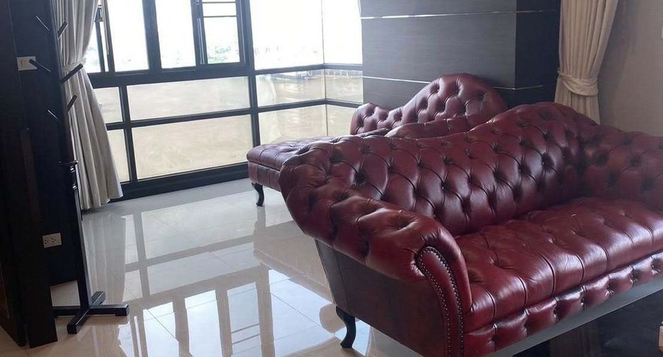For rent 1 bed condo in Yan Nawa, Bangkok