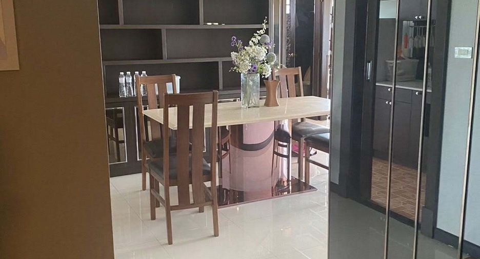 For rent 1 bed condo in Yan Nawa, Bangkok