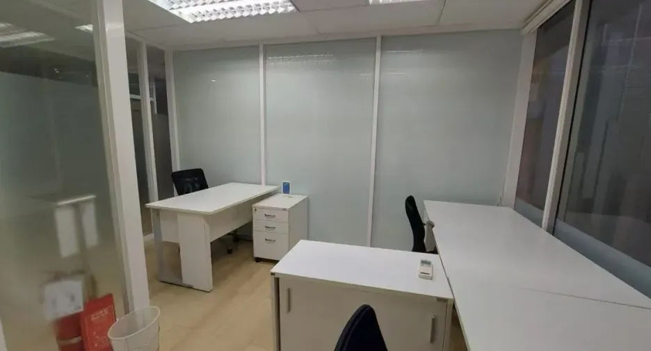 Büro zur Miete in Khlong Toei, Bangkok