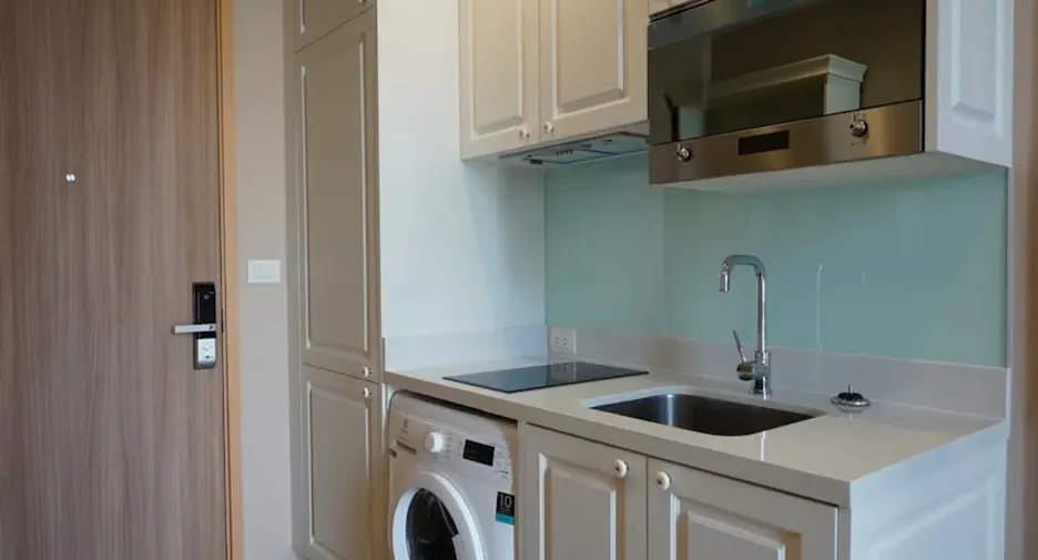 Condo en alquiler de 1 habitaciones en Watthana, Bangkok