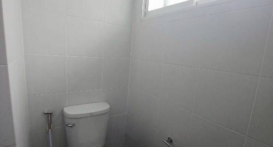 出租 3 卧室 独立屋 在 Mueang Samut Prakan, Samut Prakan
