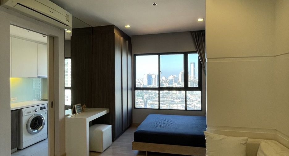 For rent studio condo in Khlong San, Bangkok
