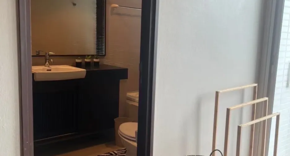 For rent 1 bed condo in Watthana, Bangkok
