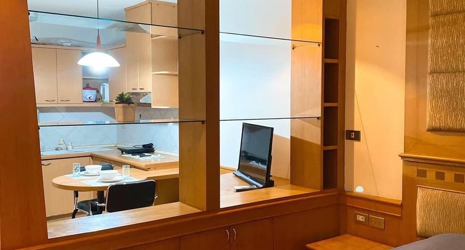 À louer 1 chambre condo à Pathum Wan, Bangkok