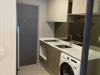 For rent 1 Beds condo in Huai Khwang, Bangkok
