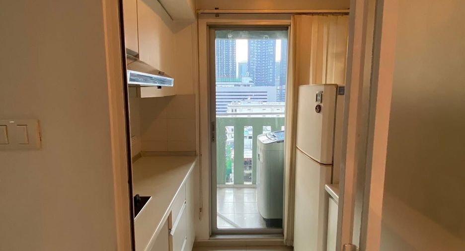 À louer 1 chambre condo à Huai Khwang, Bangkok