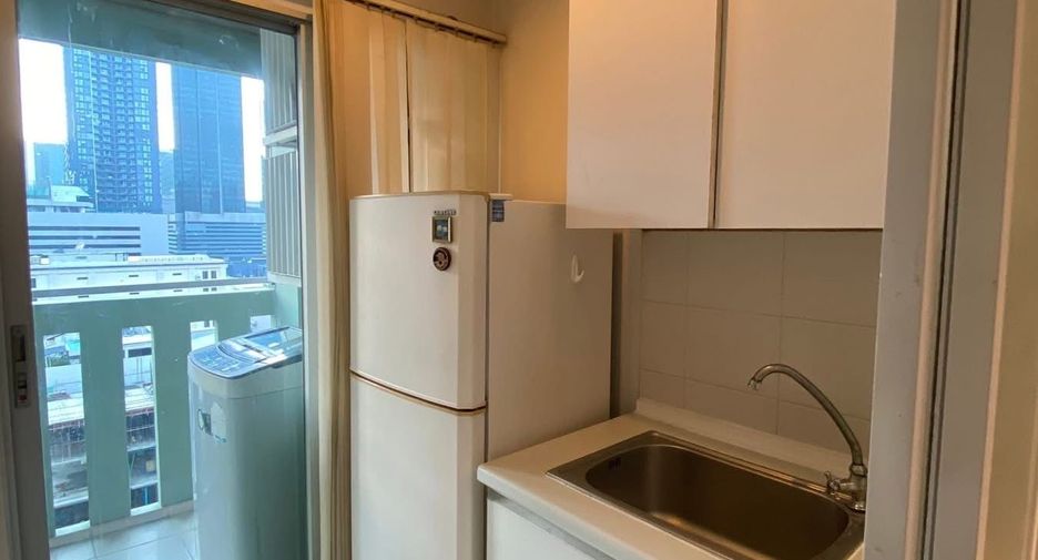 À louer 1 chambre condo à Huai Khwang, Bangkok