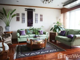 Condo en alquiler de 5 habitaciones en Khlong Toei, Bangkok