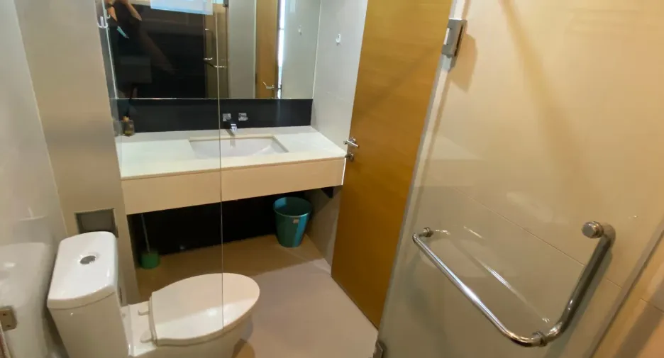For sale and for rent 1 bed condo in Huai Khwang, Bangkok