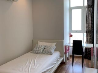 Condo en alquiler de 2 habitaciones en Ratchathewi, Bangkok