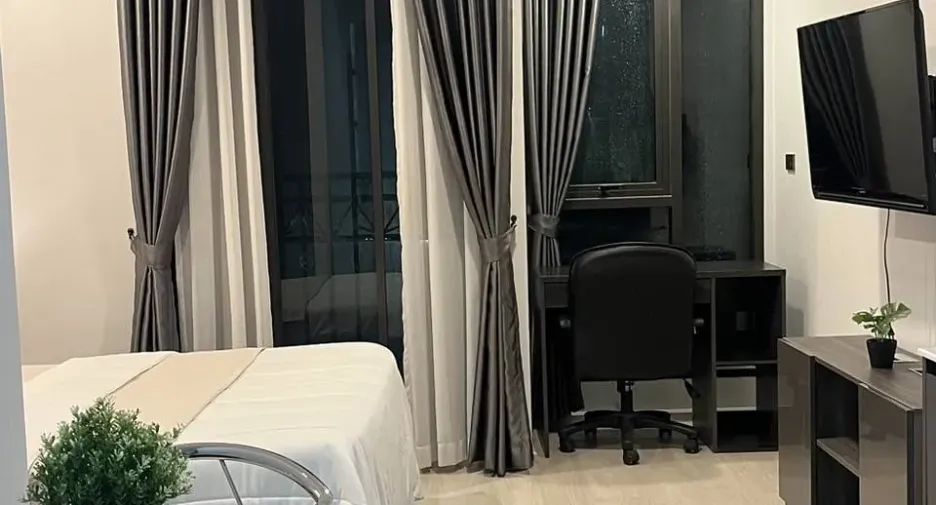 Wohnung zur Miete mit 1 Zimmer in Khlong Toei, Bangkok