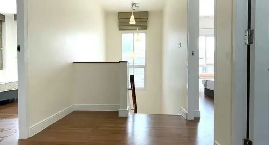 For rent 3 bedrooms house in Khlong Sam Wa, Bangkok