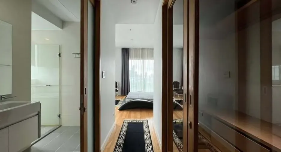 Condo en alquiler de 4 habitaciones en Khlong Toei, Bangkok