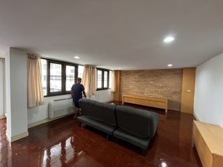 À louer 3 chambres appartement à Khlong Toei, Bangkok