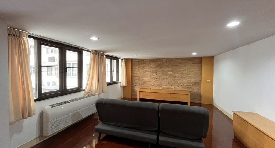For rent 3 ベッドルーム apartment in Khlong Toei, Bangkok