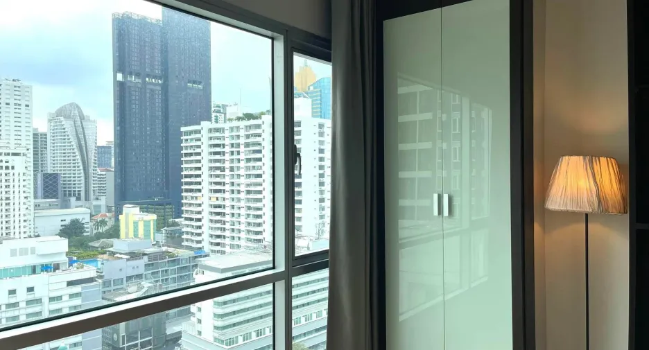 Wohnung zum Kauf mit 1 Zimmer in Khlong Toei, Bangkok