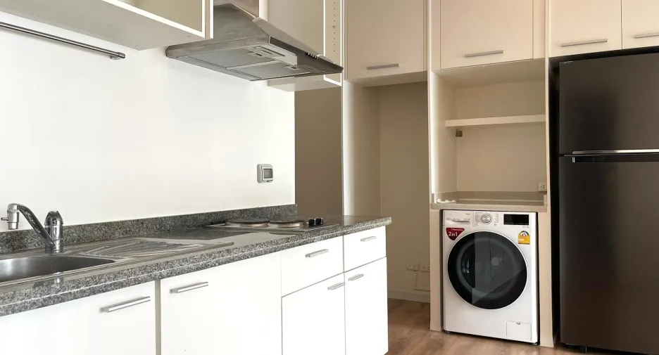 Wohnung zum Kauf mit 1 Zimmer in Khlong Toei, Bangkok