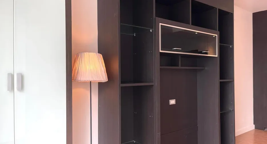 Wohnung zum Kauf mit 1 Zimmer in Khlong Toei, Bangkok