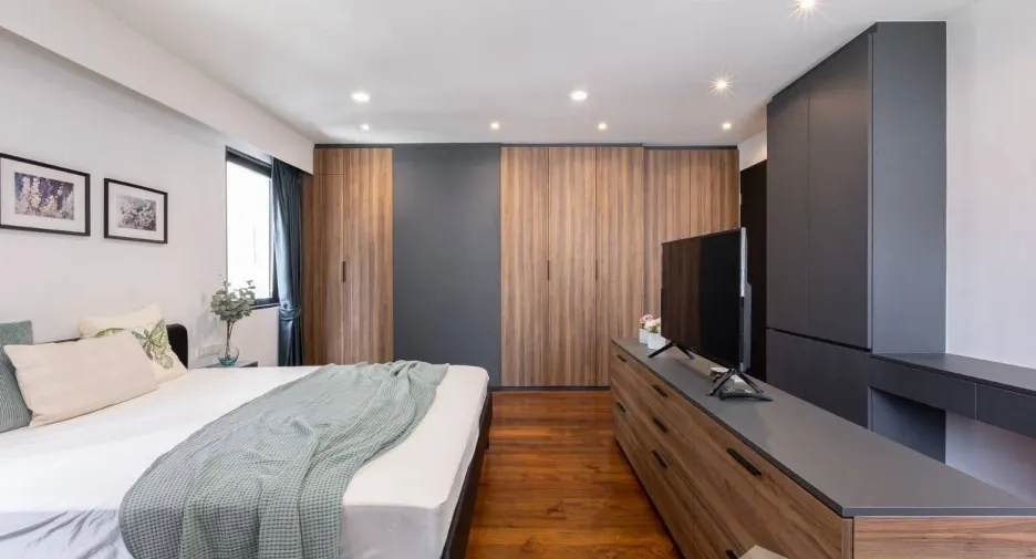 For rent 4 bedrooms condo in Khlong Toei, Bangkok