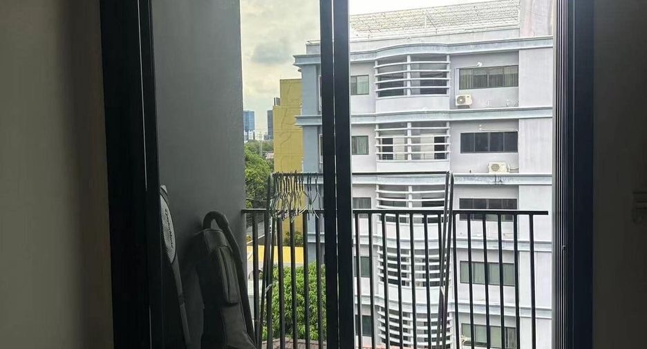 For rent 1 bed condo in Khlong Toei, Bangkok