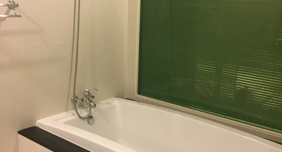 For rent 2 ベッドルーム condo in Pathum Wan, Bangkok