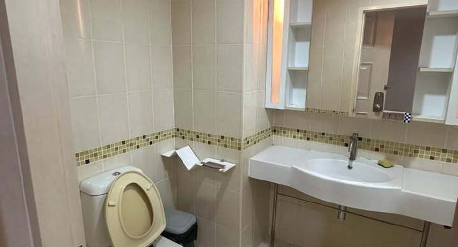 Аренда 2 спальни кондо в Тхон Бури, Бангкок