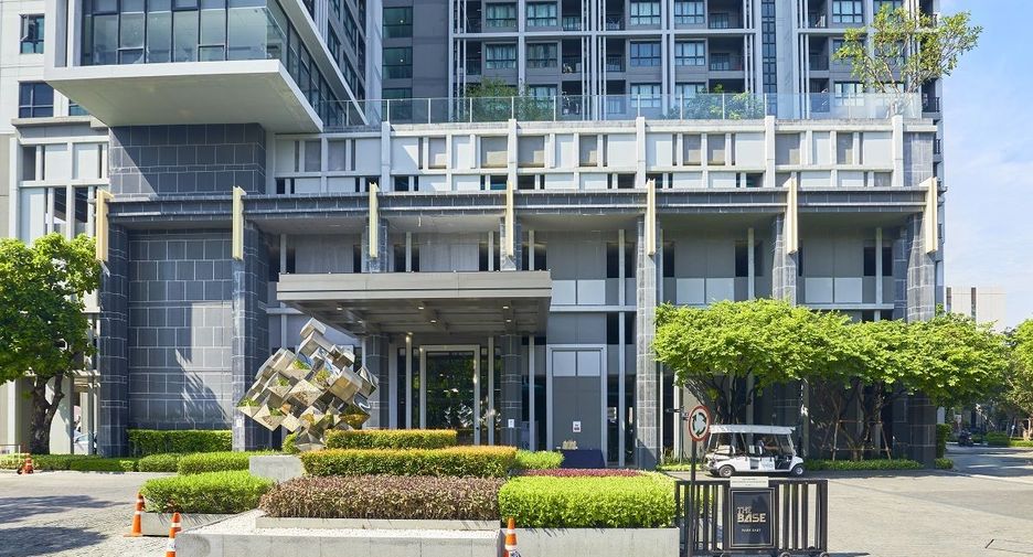 For rent 1 bed condo in Watthana, Bangkok