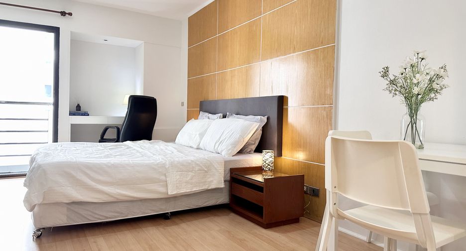 À louer studio condo à Pathum Wan, Bangkok