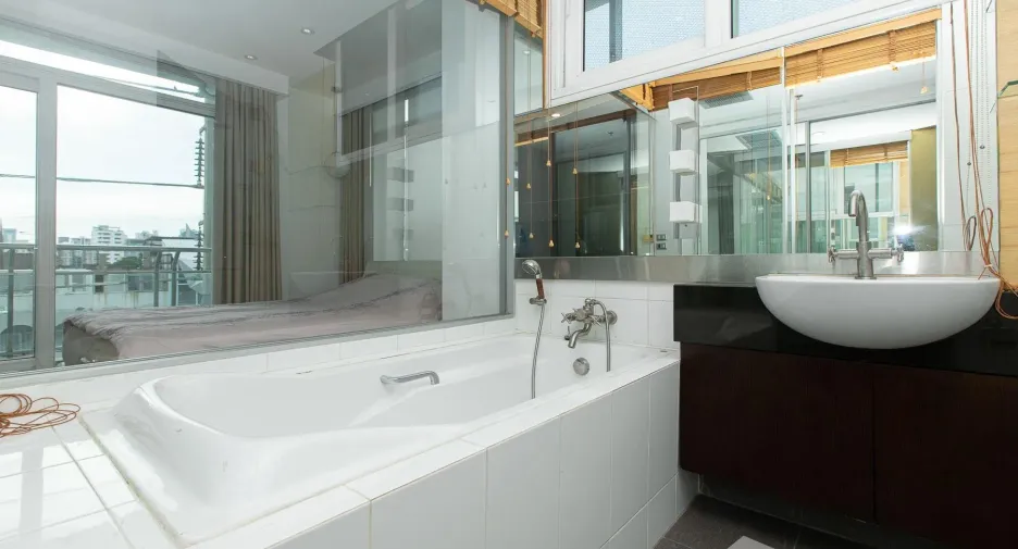 Wohnung zur Miete mit 3 Zimmer in Watthana, Bangkok