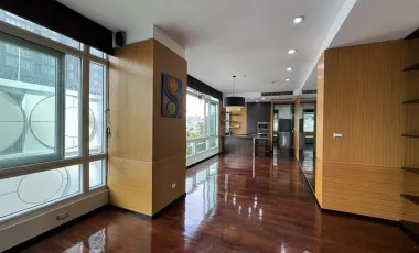 Condo en alquiler de 3 habitaciones en Watthana, Bangkok