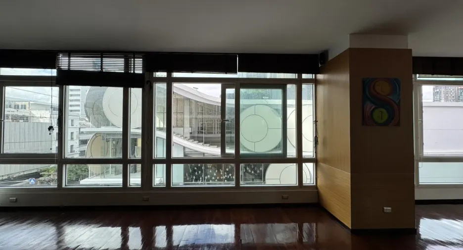 Wohnung zur Miete mit 3 Zimmer in Watthana, Bangkok