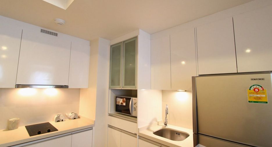 For rent 1 bed condo in Sathon, Bangkok