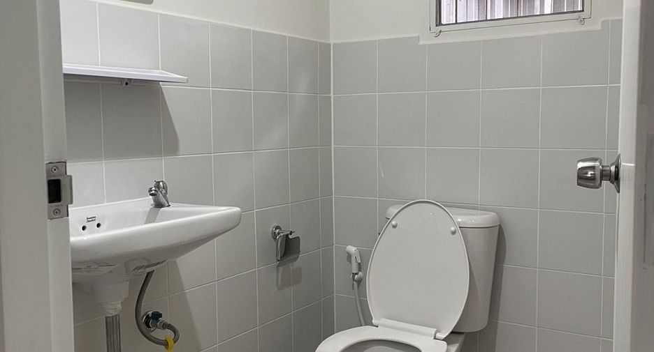 For rent 2 bedrooms house in Khan Na Yao, Bangkok