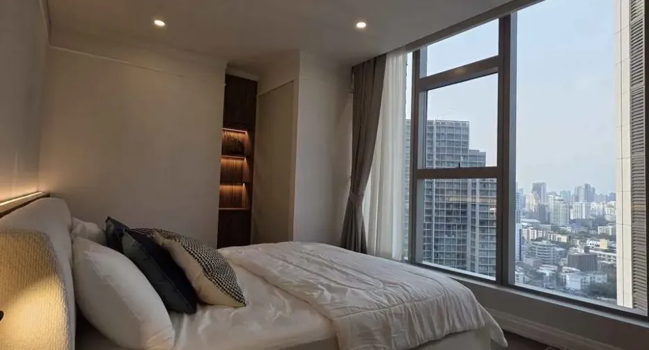 For rent 1 bed condo in Khlong Toei, Bangkok